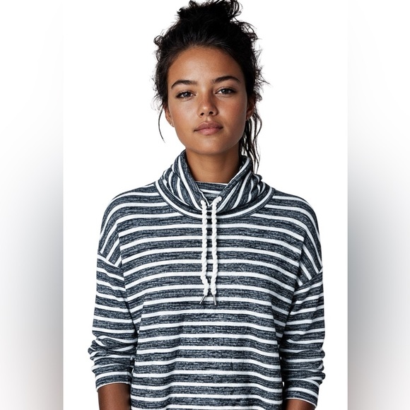 BANANA REPUBLIC Turtleneck Striped Mariner Long Sleeve Blouse Navy White Sz S - Picture 1 of 4